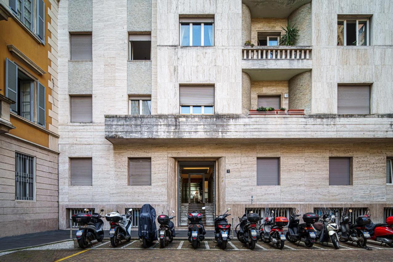Accomodo Mib31 Bivano Centro Storico Apartamento Milão Exterior foto
