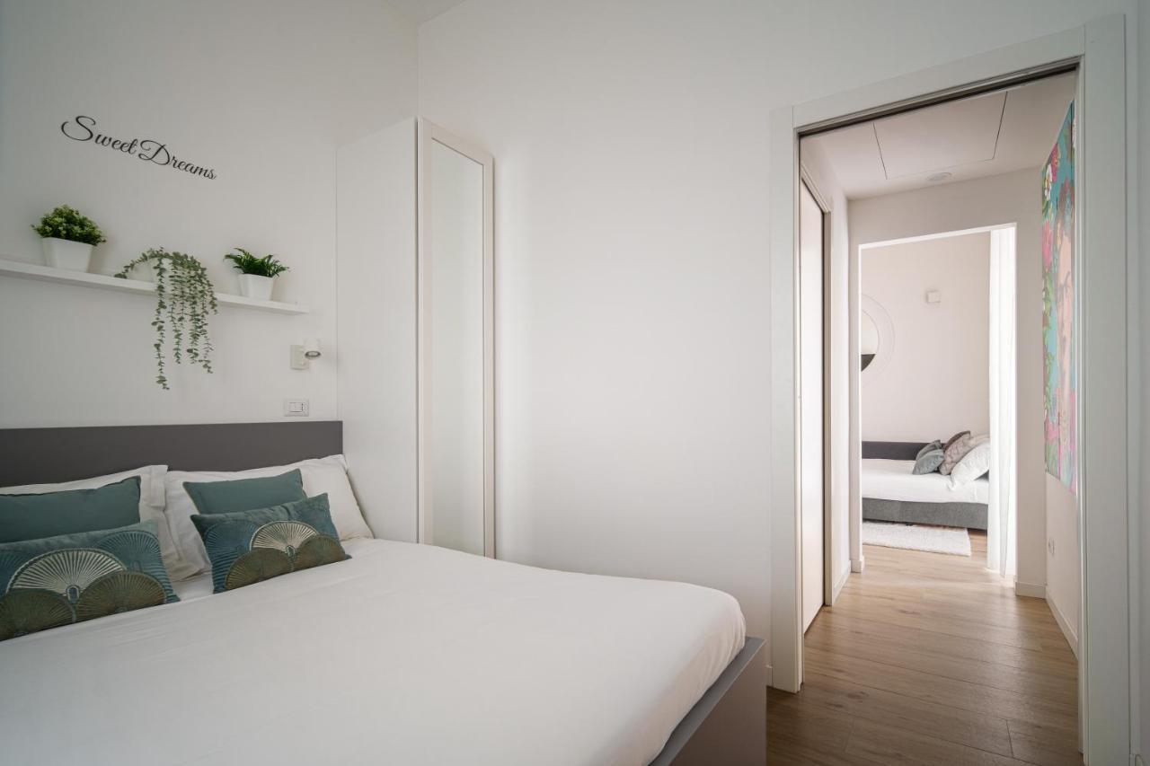 Accomodo Mib31 Bivano Centro Storico Apartamento Milão Exterior foto